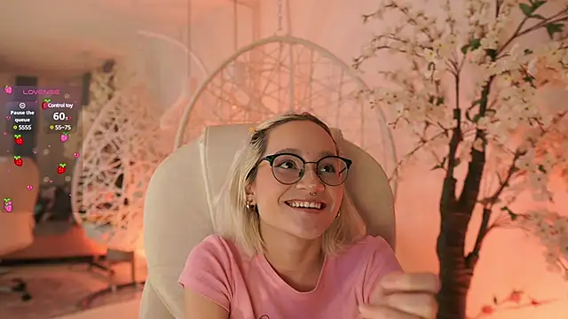 DalahiaRush online show from 02/21/25, 05:42