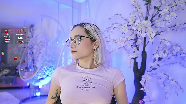 DalahiaRush online show from 03/19/25, 11:39