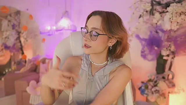 DalahiaRush online show from 10/24/25, 06:59