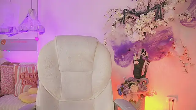 DalahiaRush online show from 10/30/25, 07:03