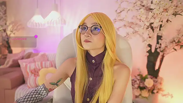 DalahiaRush online show from 11/03/25, 07:04