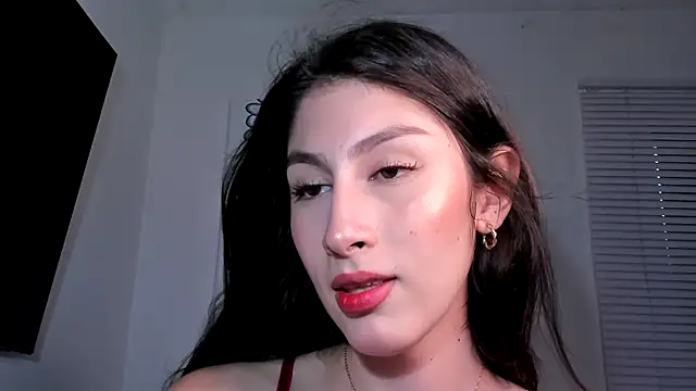 Snapshot of valeria_gonzales_ chatting on 02/27/25, 10:31 valeria gonzales online show from 02/27/25, 10:31