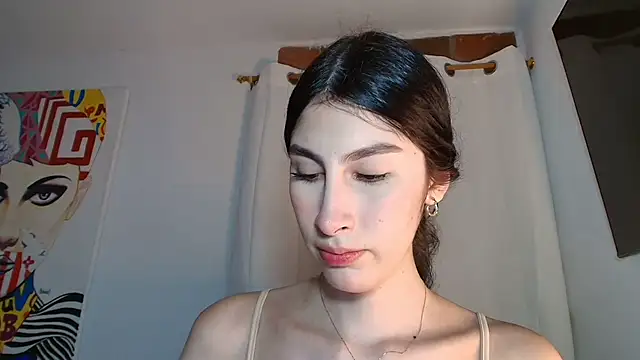 Snapshot of valeria_gonzales_ chatting on 05/28/26, 11:02 valeria gonzales online show from 05/28/26, 11:02