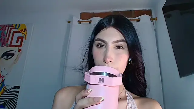 Snapshot of valeria_gonzales_ chatting on 06/10/26, 08:41 valeria gonzales online show from 06/10/26, 08:41