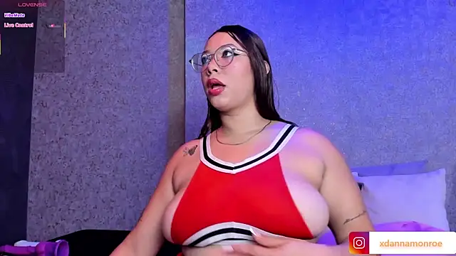 DanniaMonroee online show from 11/05/25, 01:22