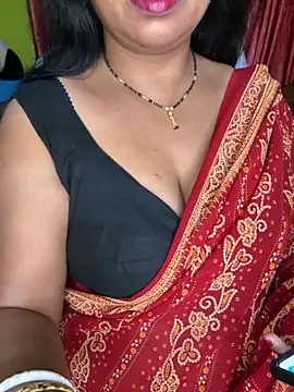 Snapshot of Anushka_21 chatting on 04/27/26, 01:36 Anushka 21 online show from 04/27/26, 01:36