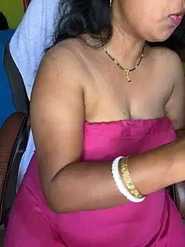 Snapshot of Anushka_21 chatting on 05/06/26, 03:46 Anushka 21 online show from 05/06/26, 03:46