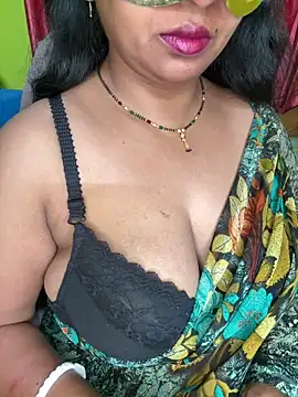 Snapshot of Anushka_21 chatting on 05/12/26, 12:41 Anushka 21 online show from 05/12/26, 12:41