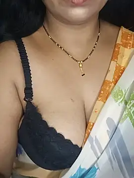 Snapshot of Anushka_21 chatting on 07/16/26, 03:01 Anushka 21 online show from 07/16/26, 03:01