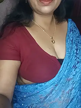 Snapshot of Anushka_21 chatting on 07/19/26, 02:59 Anushka 21 online show from 07/19/26, 02:59