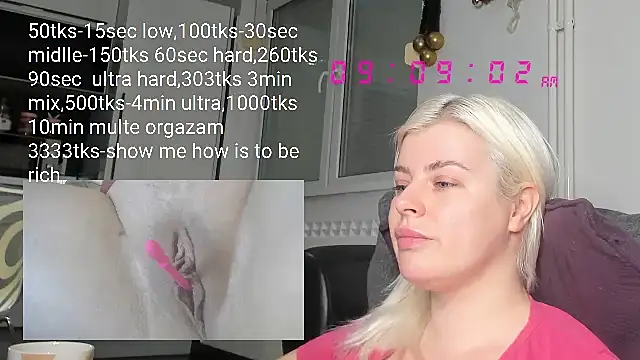Snapshot of queenofthenighttt chatting on 02/08/25, 08:09 queenofthenighttt online show from 02/08/25, 08:09