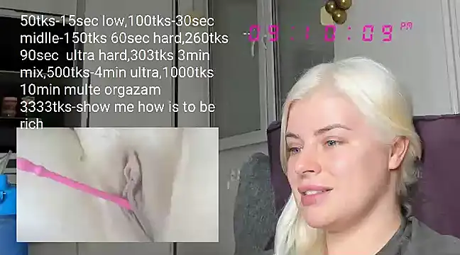 Snapshot of queenofthenighttt chatting on 02/26/25, 08:11 queenofthenighttt online show from 02/26/25, 08:11