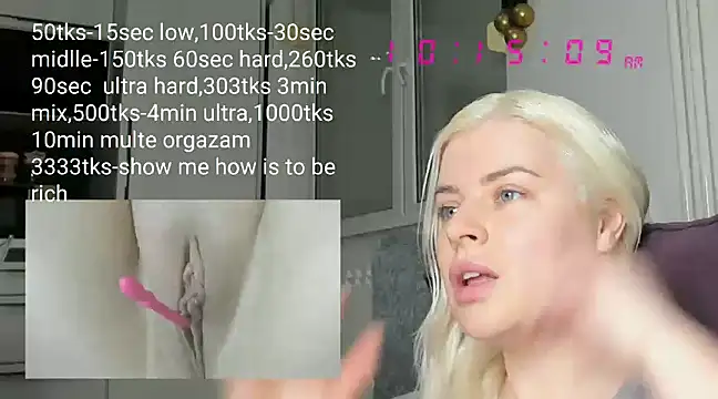 Snapshot of queenofthenighttt chatting on 02/28/25, 09:15 queenofthenighttt online show from 02/28/25, 09:15