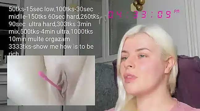 Snapshot of queenofthenighttt chatting on 03/11/25, 03:34 queenofthenighttt online show from 03/11/25, 03:34