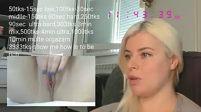 Snapshot of queenofthenighttt chatting on 03/19/25, 10:44 queenofthenighttt online show from 03/19/25, 10:44
