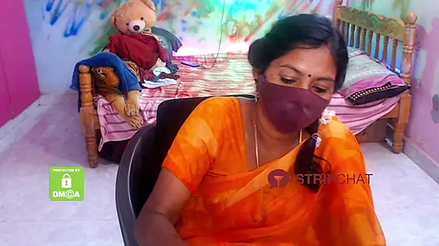 Snapshot of Novapol chatting on 12/13/24, 08:37 Novapol online show from 12/13/24, 08:37