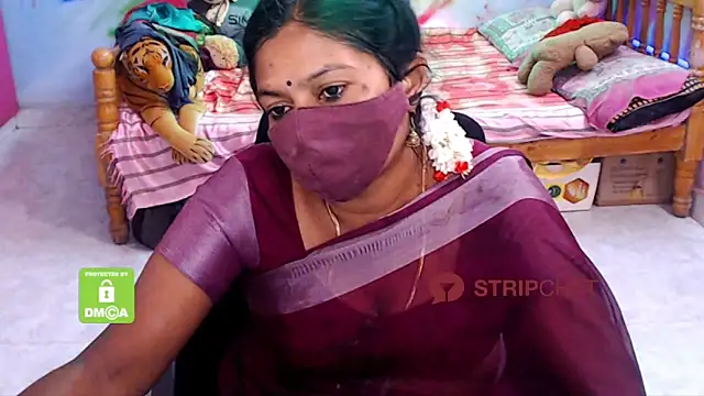 Snapshot of Novapol chatting on 12/22/24, 05:32 Novapol online show from 12/22/24, 05:32