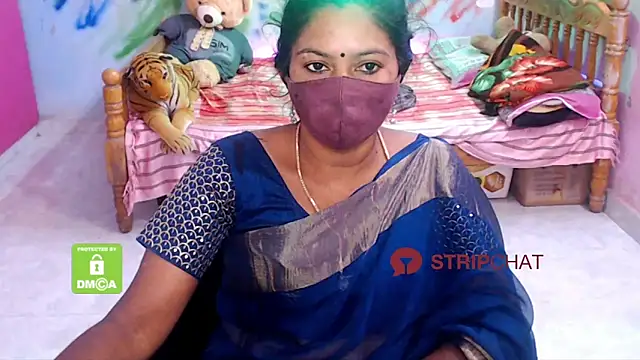 Snapshot of Novapol chatting on 01/02/25, 06:07 Novapol online show from 01/02/25, 06:07