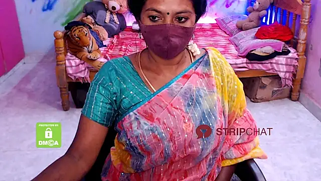 Snapshot of Novapol chatting on 01/28/25, 05:46 Novapol online show from 01/28/25, 05:46