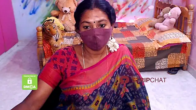 Snapshot of Novapol chatting on 02/28/25, 05:59 Novapol online show from 02/28/25, 05:59