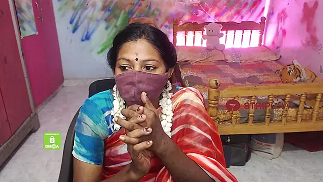 Snapshot of Novapol chatting on 09/24/25, 12:52 Novapol online show from 09/24/25, 12:52