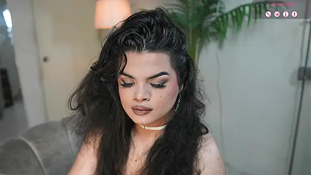 artechloe online show from 09/24/25, 10:02