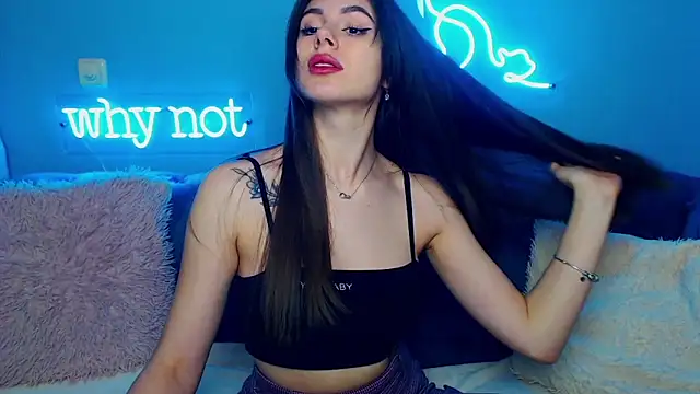 ViollinaLove online show from 02/11/25, 05:47