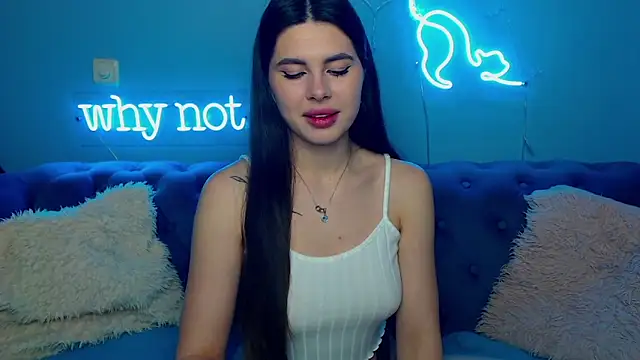 ViollinaLove online show from 02/09/26, 05:44