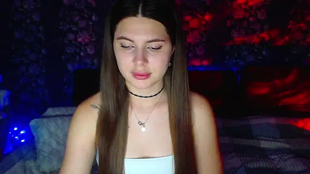Snapshot of ViollinaLove chatting on 05/26/26, 07:43 ViollinaLove online show from 05/26/26, 07:43