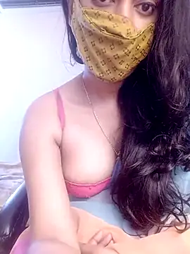 Snapshot of Lavanya_Shah chatting on 03/06/25, 06:52 Lavanya Shah online show from 03/06/25, 06:52