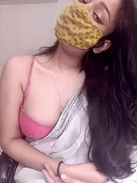 Snapshot of Lavanya_Shah chatting on 10/24/25, 02:35 Lavanya Shah online show from 10/24/25, 02:35