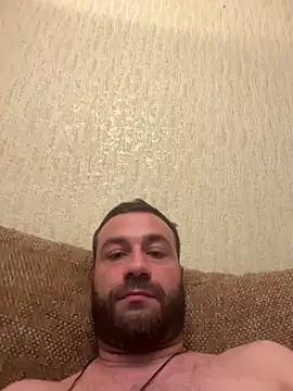 Snapshot of nikebauer95 chatting on 02/14/25, 10:58 nikebauer95 online show from 02/14/25, 10:58
