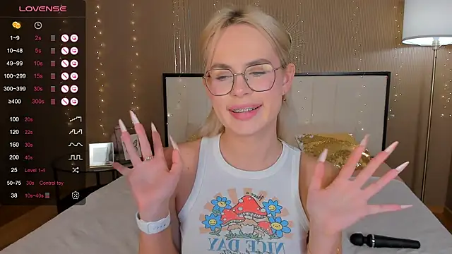 Snapshot of bellatip chatting on 02/02/25, 03:54 bellatip online show from 02/02/25, 03:54