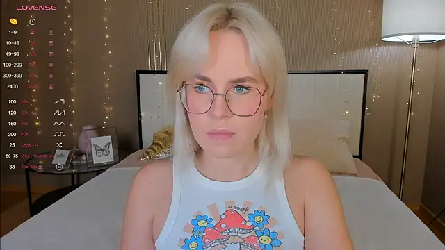 Snapshot of bellatip chatting on 09/19/25, 12:34 bellatip online show from 09/19/25, 12:34