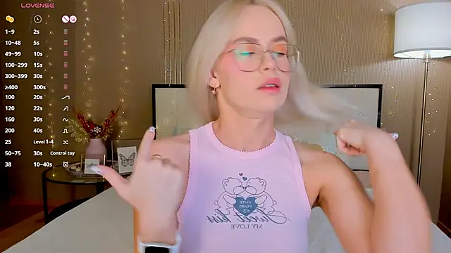 Snapshot of bellatip chatting on 02/21/26, 12:55 bellatip online show from 02/21/26, 12:55