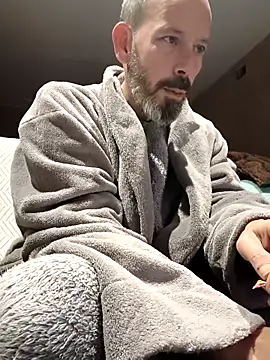 Snapshot of 207RCCam chatting on 12/23/25, 05:38 207RCCam online show from 12/23/25, 05:38