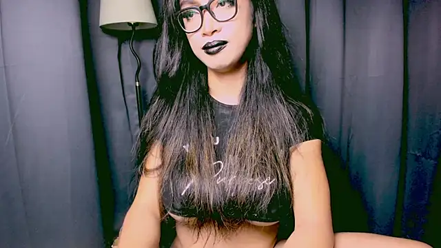 Snapshot of XXsexylongcockXX chatting on 12/04/24, 02:09 XXsexylongcockXX online show from 12/04/24, 02:09