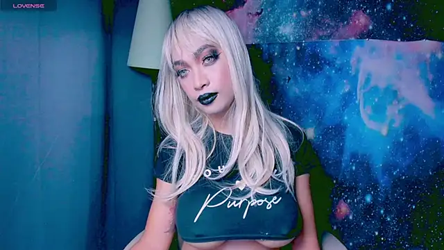 Snapshot of XXsexylongcockXX chatting on 03/06/25, 03:35 XXsexylongcockXX online show from 03/06/25, 03:35