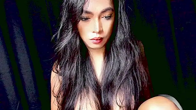 Snapshot of XXsexylongcockXX chatting on 05/19/26, 01:56 XXsexylongcockXX online show from 05/19/26, 01:56