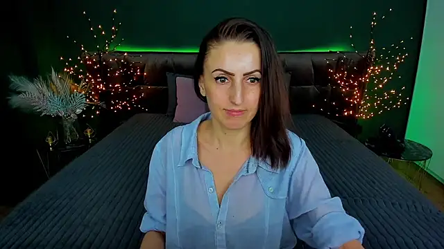 Rebecca Diamond online show from 02/04/25, 12:22