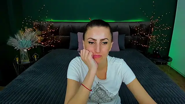 Rebecca Diamond online show from 02/27/25, 12:34