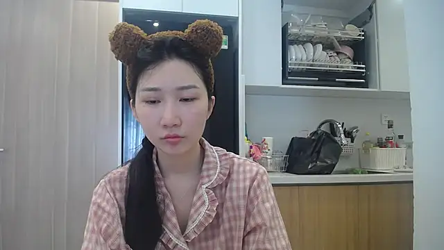 Snapshot of Asiagirll chatting on 07/08/26, 12:26 Asiagirll online show from 07/08/26, 12:26