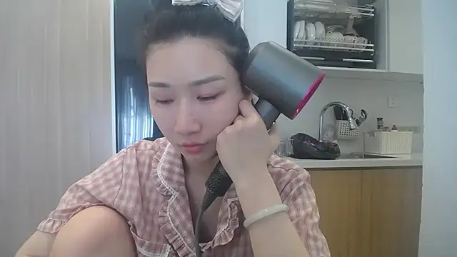 Snapshot of Asiagirll chatting on 07/23/26, 12:57 Asiagirll online show from 07/23/26, 12:57