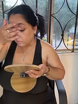 Eva MilfF online show from 04/22/26, 12:39