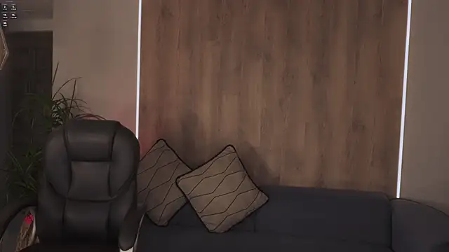 AbellaCroft online show from 11/29/25, 01:25