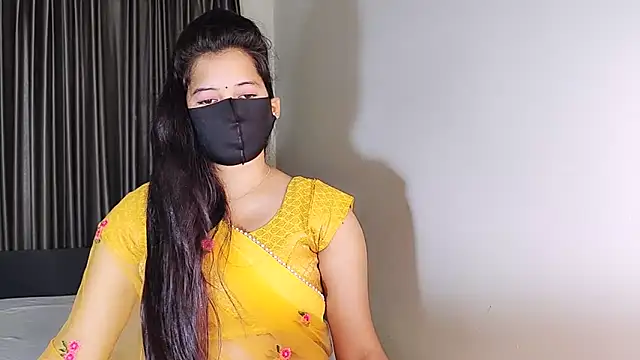 Snapshot of YourLovelyQueen chatting on 02/12/25, 05:26 YourLovelyQueen online show from 02/12/25, 05:26