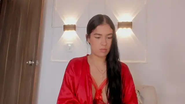 Hanna Risso online show from 04/18/26, 06:12