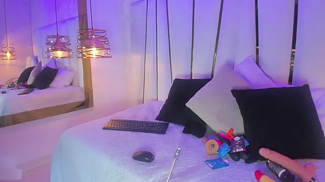 elena mature online show from 04/02/26, 07:22