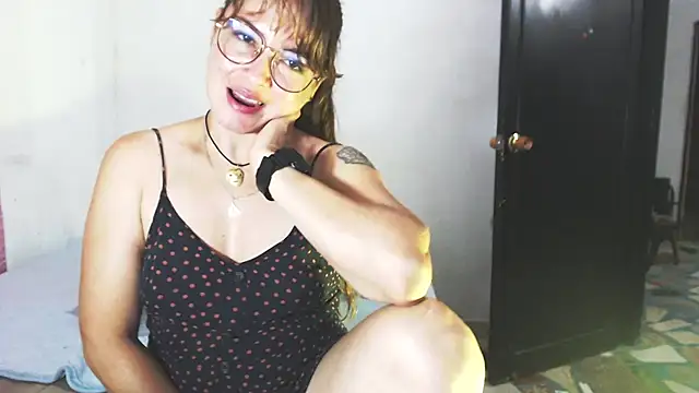 solamatista11 online show from 11/11/25, 09:26