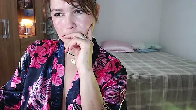 solamatista11 online show from 02/25/26, 08:51